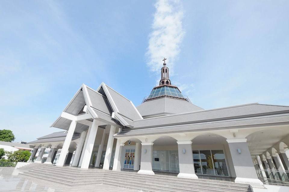 La cathédrale Saint Raphaël de Surat Thani