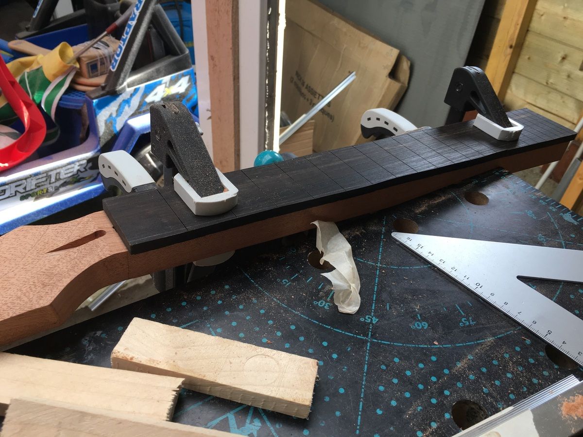fingerboard placement