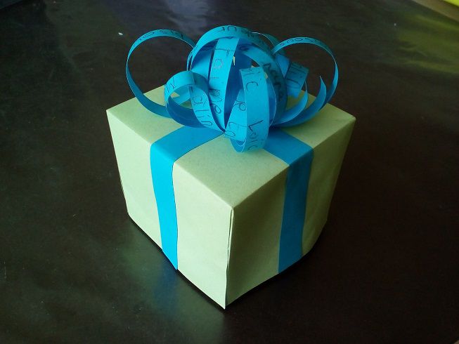 boite papier cadeau origami fête des père fête des mère anniversaire noël tutoriel