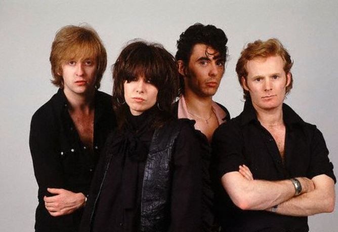 The Pretenders Thin Line Between Love And Hate translated in French