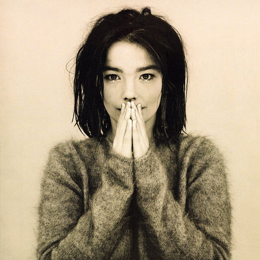 Bjork - Venus As A Boy: traduction en français, histoire, versions différentes, reprise. www.rocktranslation.fr. Bjork - Venus As A Boy: all in English too: French translation, history, Bjork versions and one cover.