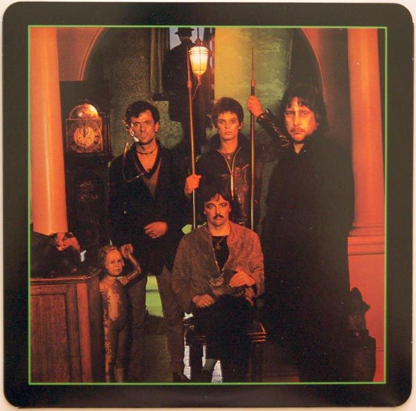 The Stranglers -  (Get A) Grip (On Yourself) : traduction en français, histoire, contexte, interview de Jim Kerr, différentes versions démo, studio, live. WWW.ROCKTRANSLATION.FR.  The Stranglers -  (Get A) Grip (On Yourself) : all in English and French: lyrics translation in French, history, context, Jim Kerr interview, various video versions (demo, studio, live).