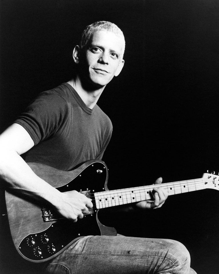 Lou Reed - Kill Your Sons : traduction des paroles de la chanson en français. Avec histoire, homosexualité, éléctrochocs, hôpitel psychiatrique, trois versions de Lou Reed, douze reprises. Tout en français et en anglais.