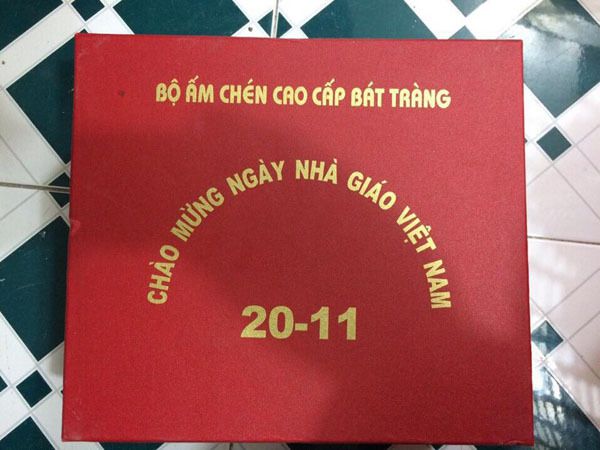 quà tặng gốm sứ ngày 20 tháng 11- ngày nhà giáo Việt Nam