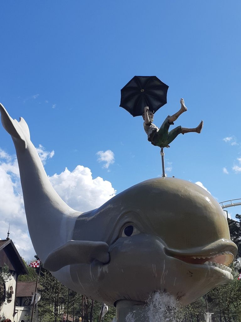 Parc Efteling, Séjour, Attractions