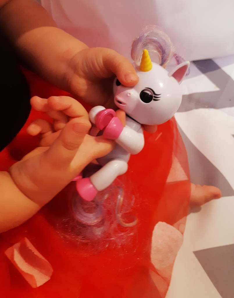 Licorne, Fingerlings, unicorn, figurine interactive, kids