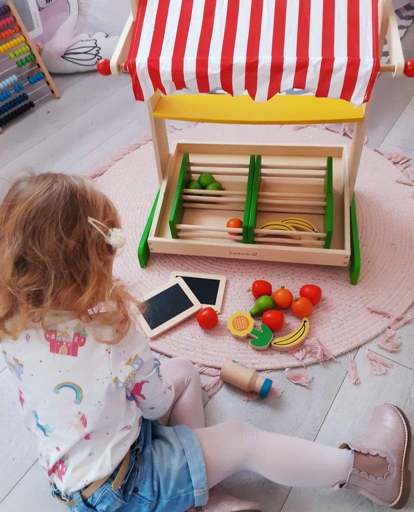 Stand de fruits, jeu en bois, everearth, enfant