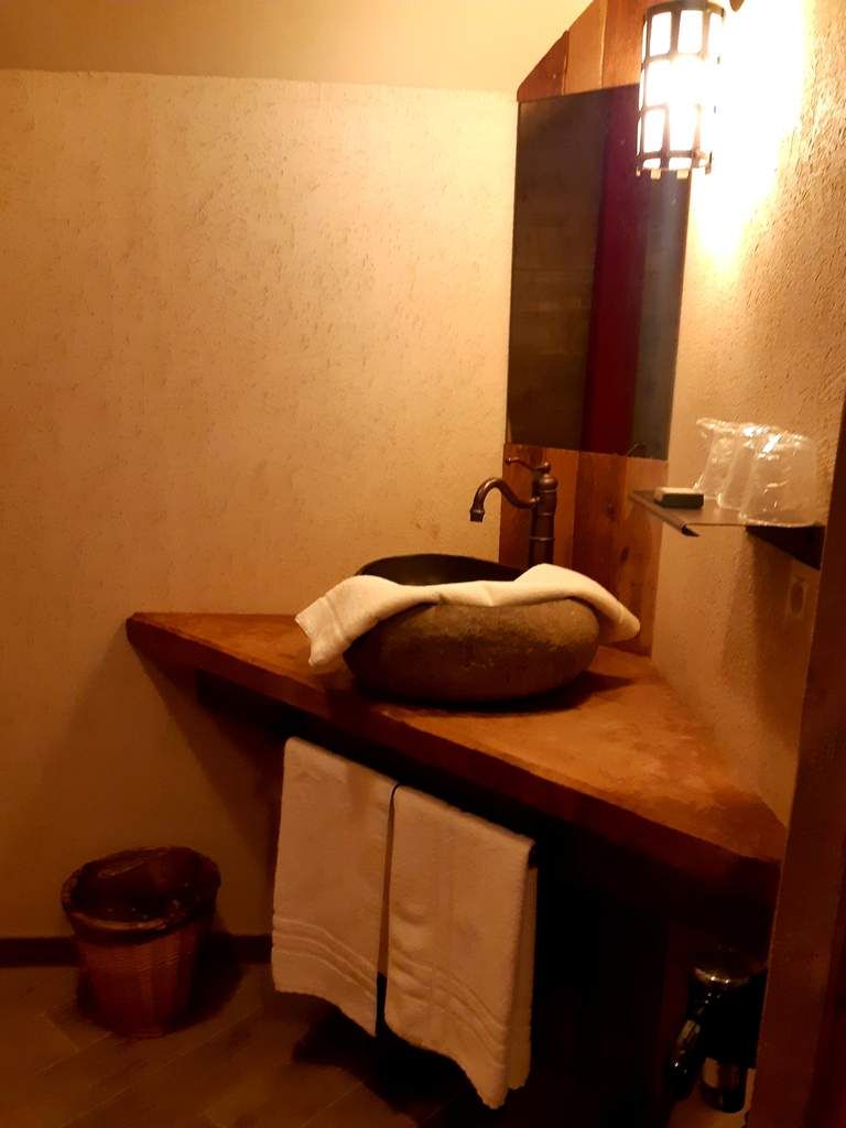 Puy du fou, salle de bain