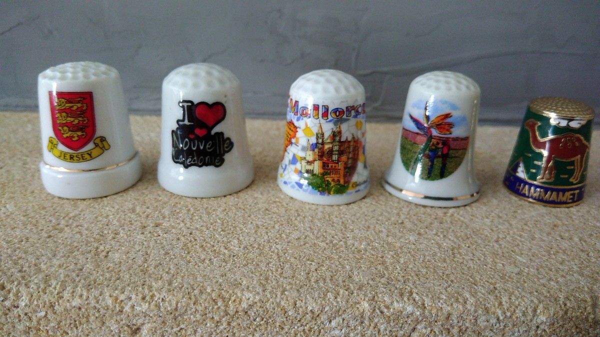 Des dés des pays..... cartes postales et dés de véro