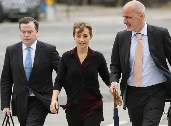 allison-mack-audience-octobre-2018-psycho-criminologie.com