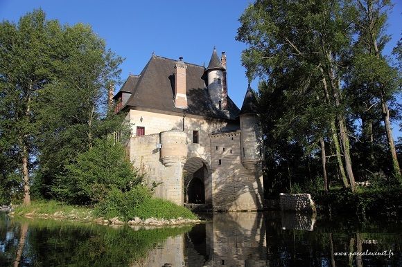 PatrickKalita RestaurationChâteaux Restaurationdupatrimoine Patrimoine MonumentsHistoriques SavoirfaireFrançais Artisand'art Patrick Kalita châteaux manoirs belles demeures en France chateauetmanoir restaurationdupatrimoine architecture patrimoine monuments historiques castles and manors in france by patrick kalita