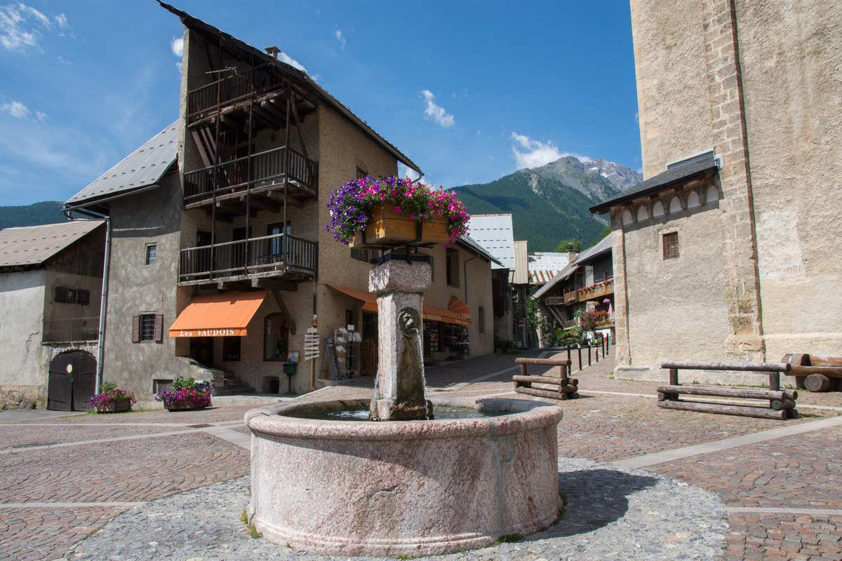 Village de Vallouise Hautes Alpes