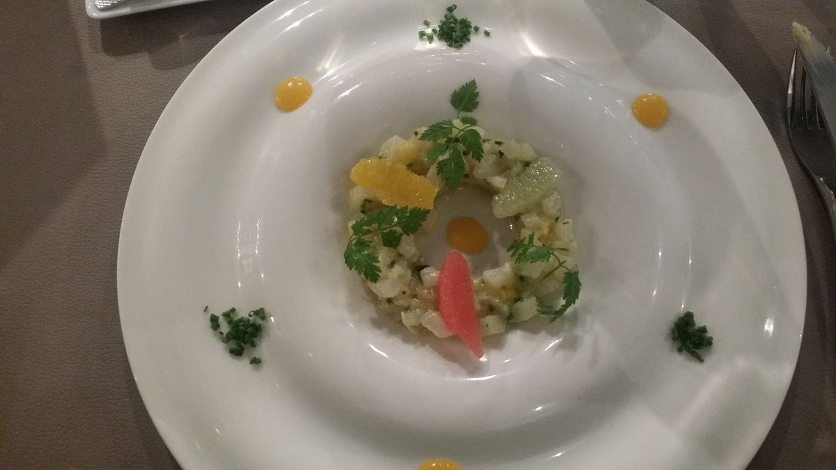 Tartare de st Pierre kumkwat et agrumes restaurant Monsieur Jean Lille