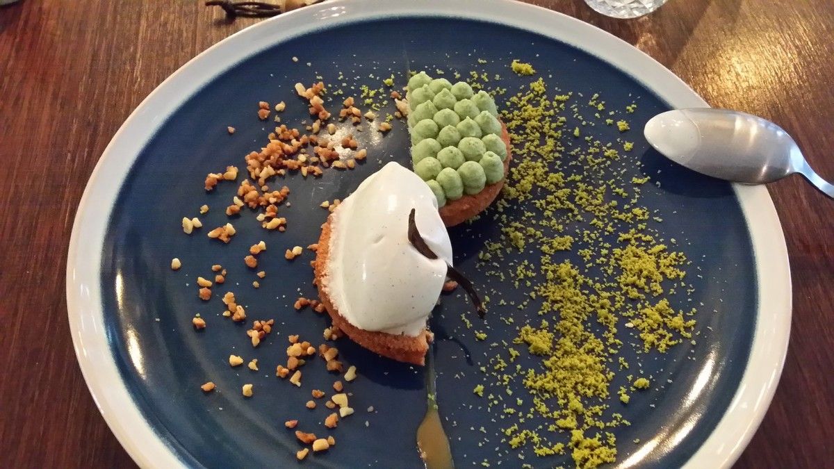 Financier Vanille de l’île Maurice, Pistache et Glace Vanille Elan 9 Paris Restaurant