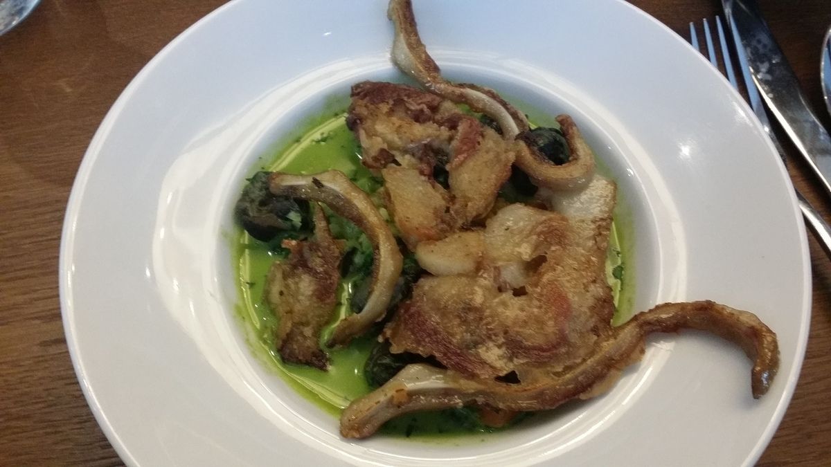 Escargots et oreilles de cochon Restaurant L'Oseille Paris 2