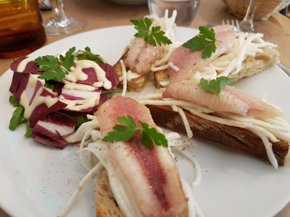 Tartines toastées anguilles fumées celeri rémoulade GAG Restaurant Paris 2