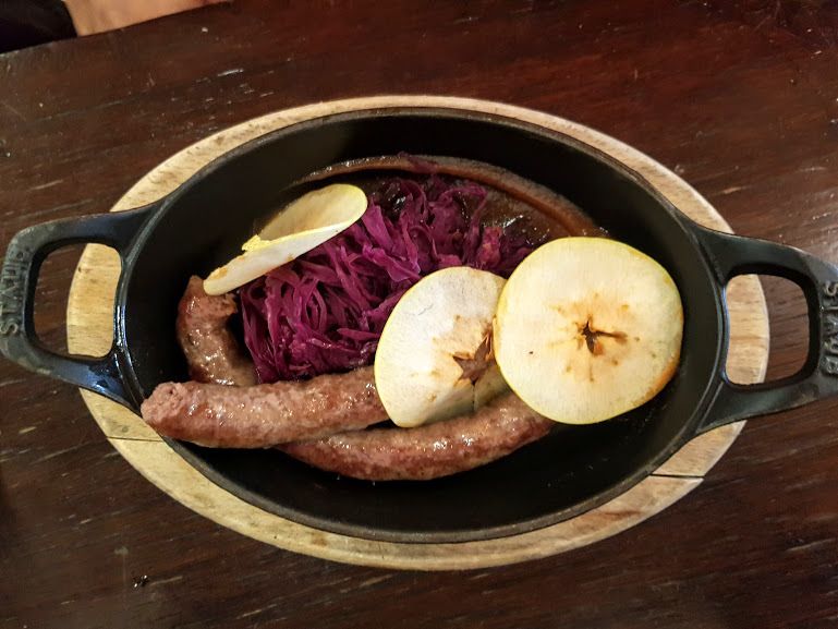 Saucisse de boeuf et chou rouge Origins14 La Régalade Restaurant Paris 14