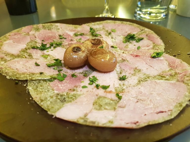 Jambon persillé de Bourgogne et ses cipollines Angelus Restaurant Paris 17