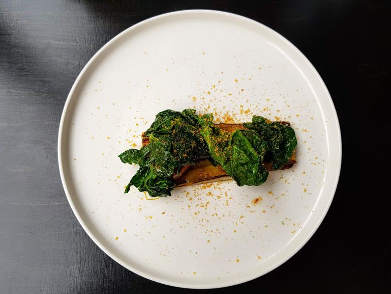 Poireaux, cromesquis de risotto, cima di rapa et poutargue Badaboum Restaurant Paris 11