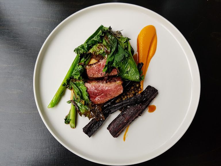 Magret de canard, lentilles, carottes et cima di rapa Badaboum Restaurant Paris 11