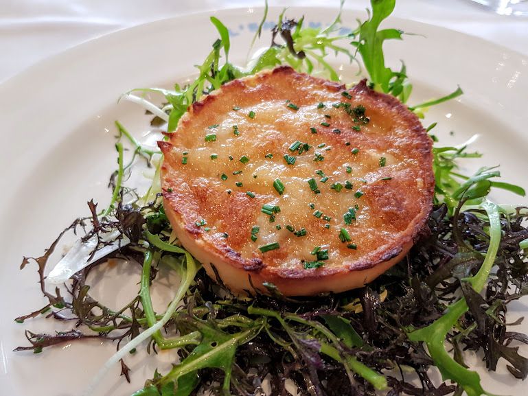 Tartelette au haddock fumé et cheddar Welsh L'Entente restaurant paris 2
