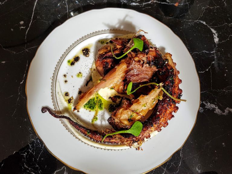 Poulpe flambé au pastis, purée de panais, panais rôti, Dukkah Biche restaurant Paris 3