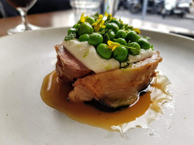 Agneau ricotta fraîche petits pois et menthe Le Saint Sébastien restaurant Paris 11