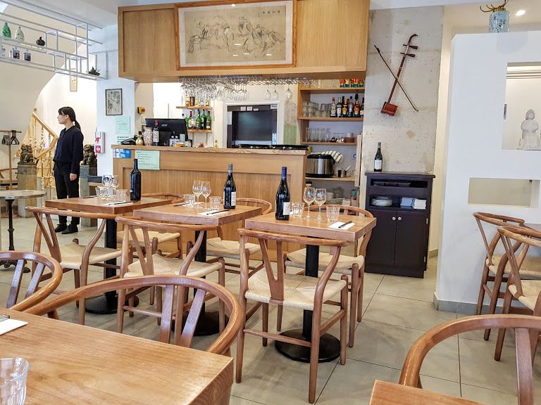 La Salle Bayan Restaurant Paris 4