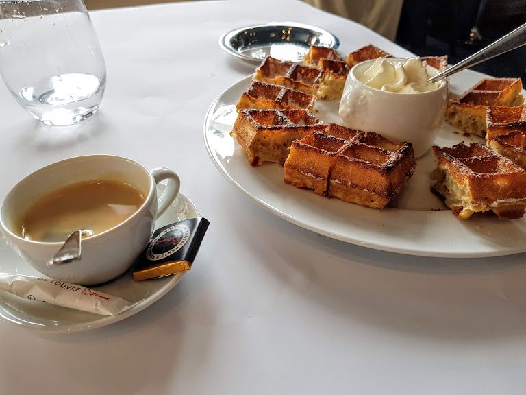 Café gaufre domino Brasserie du Louvre Bocuse restaurant Paris 1