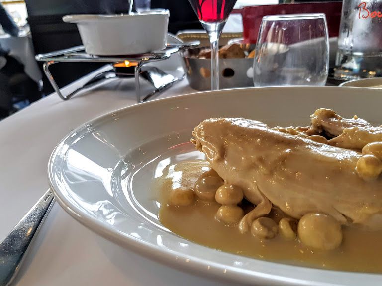 Poulet de Bresse Miéral à la crème et aux champignons, riz basmati Brasserie Bocuse Louvre restaurant Paris 1