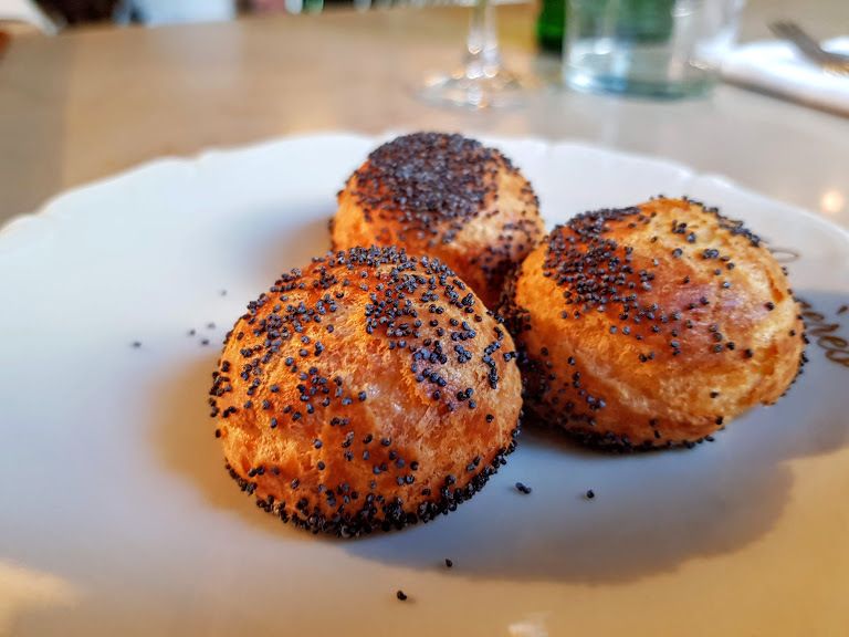 Gougères Le Chateaubriand restaurant Paris 11