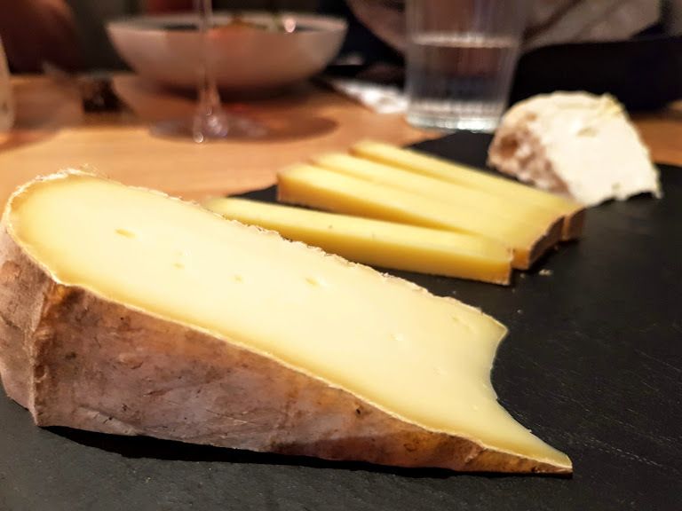 Assiette de fromages Cadence restaurant Paris 11