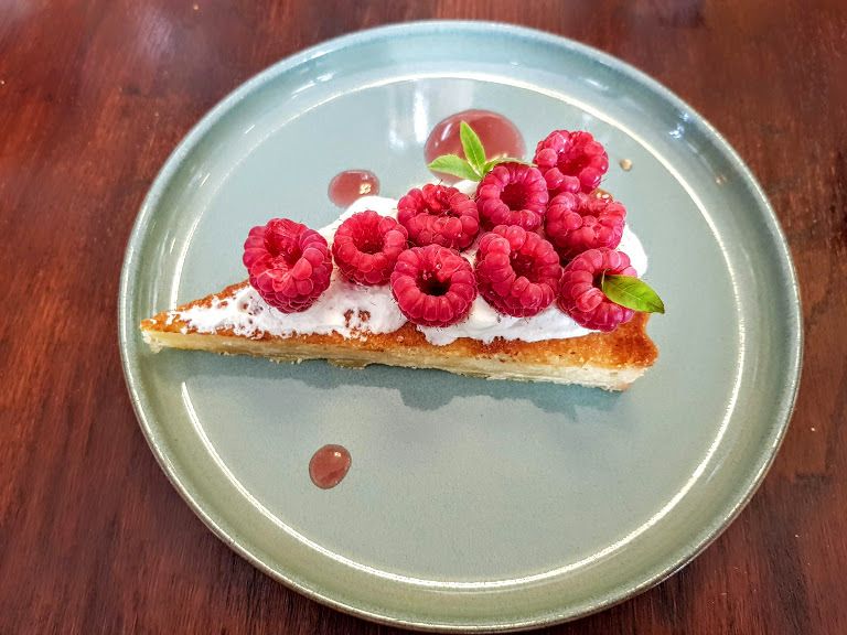 Tarte amande, framboises de Philippe Nantois Mieux restaurant Paris 9