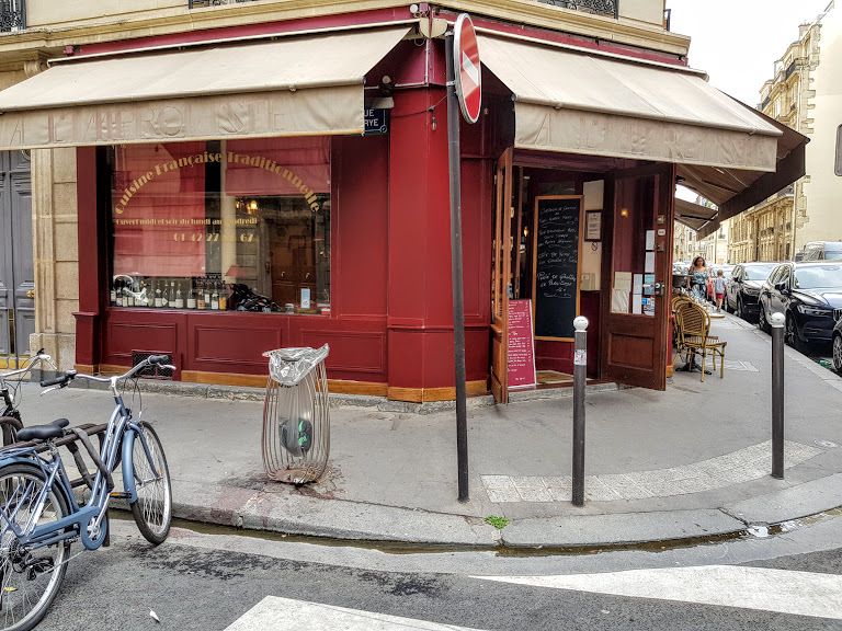 A l'Improviste restaurant Paris 17 rue Médéric