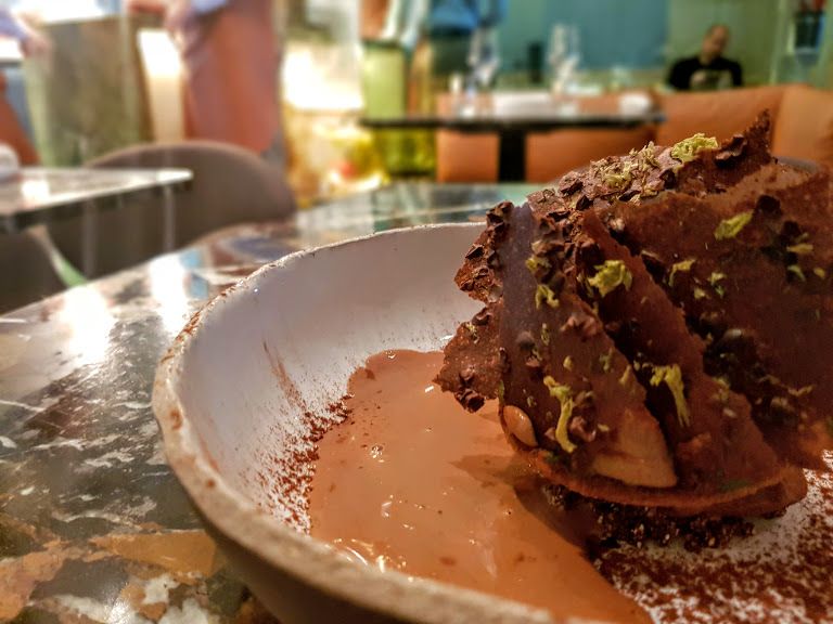 Chocolat vietnam 70% fumé, algues et Kasha Restaurant Contraste Paris 8