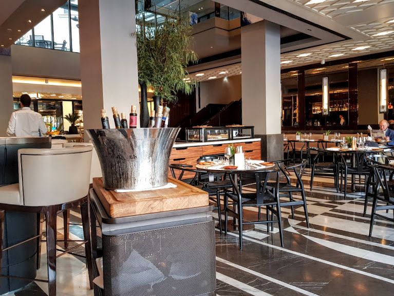 la Salle du Lutetia restaurant Paris 6