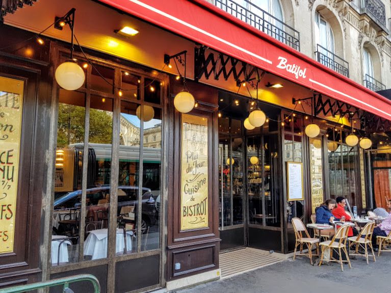 Batifol restaurant Paris 10 rue du 8 mai 1945