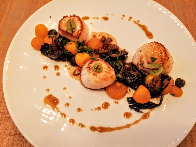 Douceur de butternut, châtaigne, champignons des bois et saint-jacques Dupin restaurant Paris 6