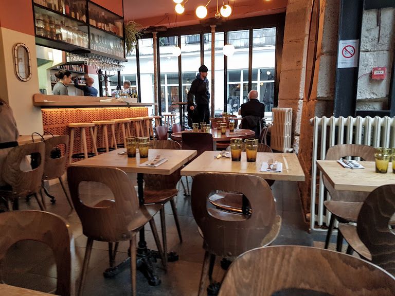 la salle de Baba Marais restaurant Paris 3