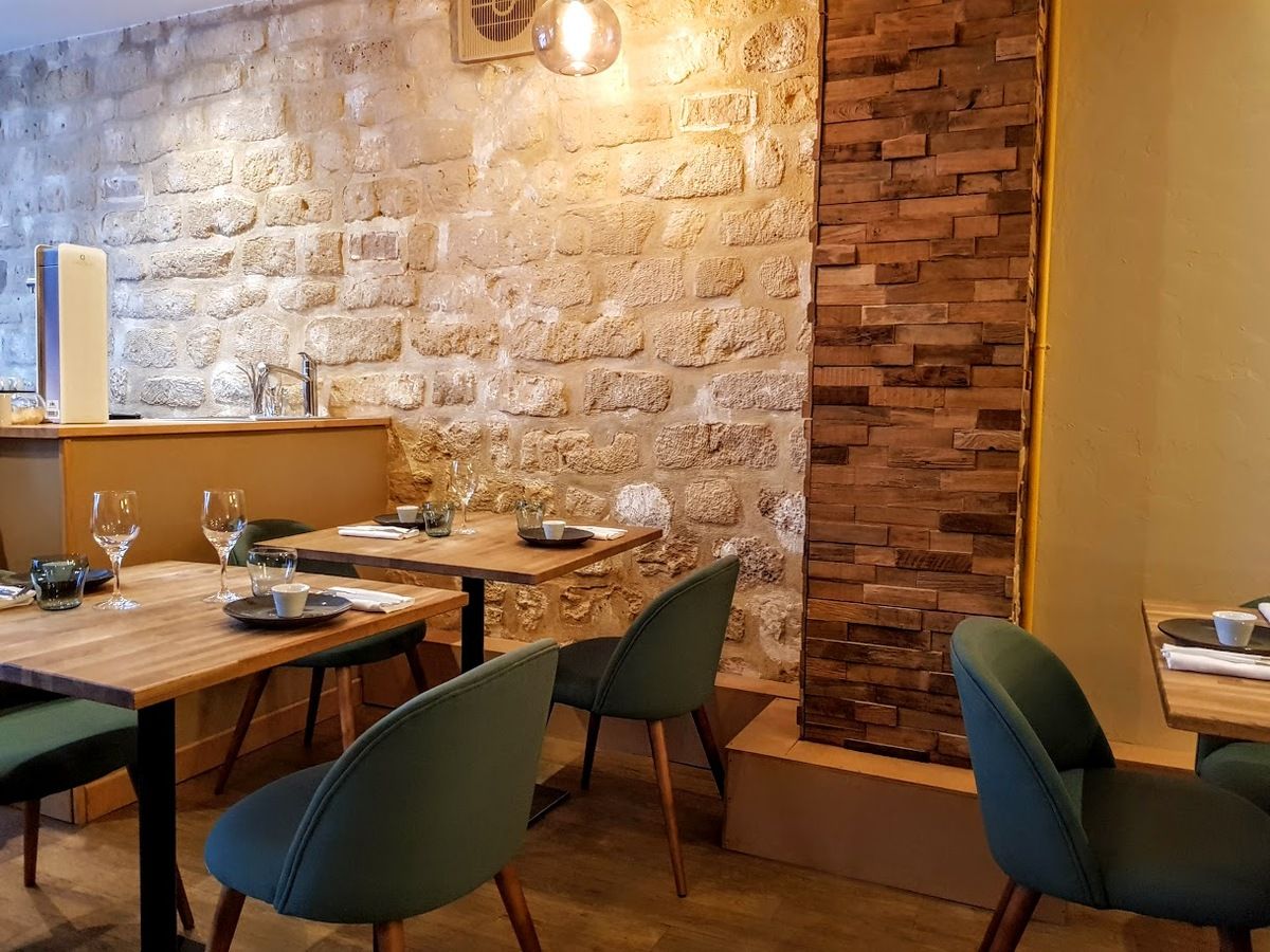 La Salle d'AT Olive restaurant Paris 9