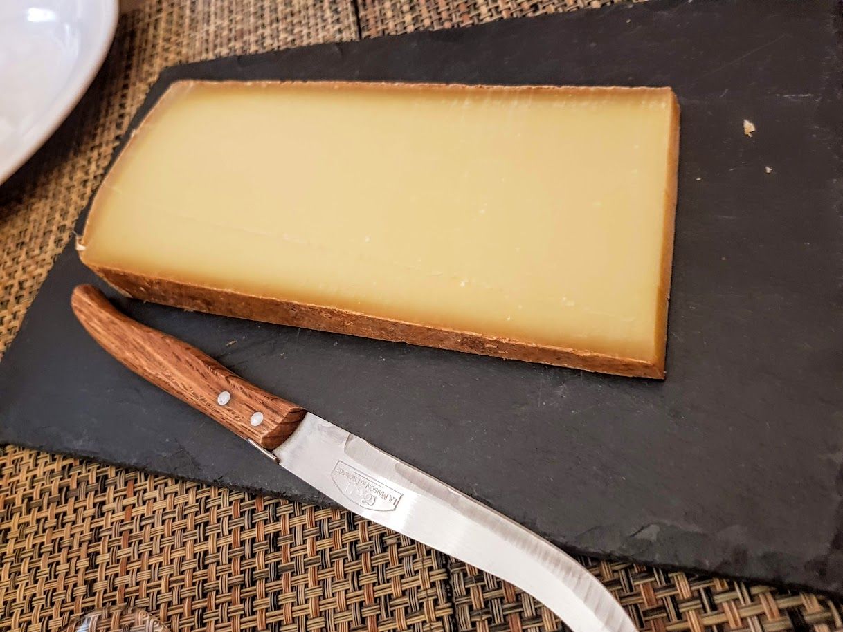 Comté 18 mois Mille et Zim restaurant Asnières