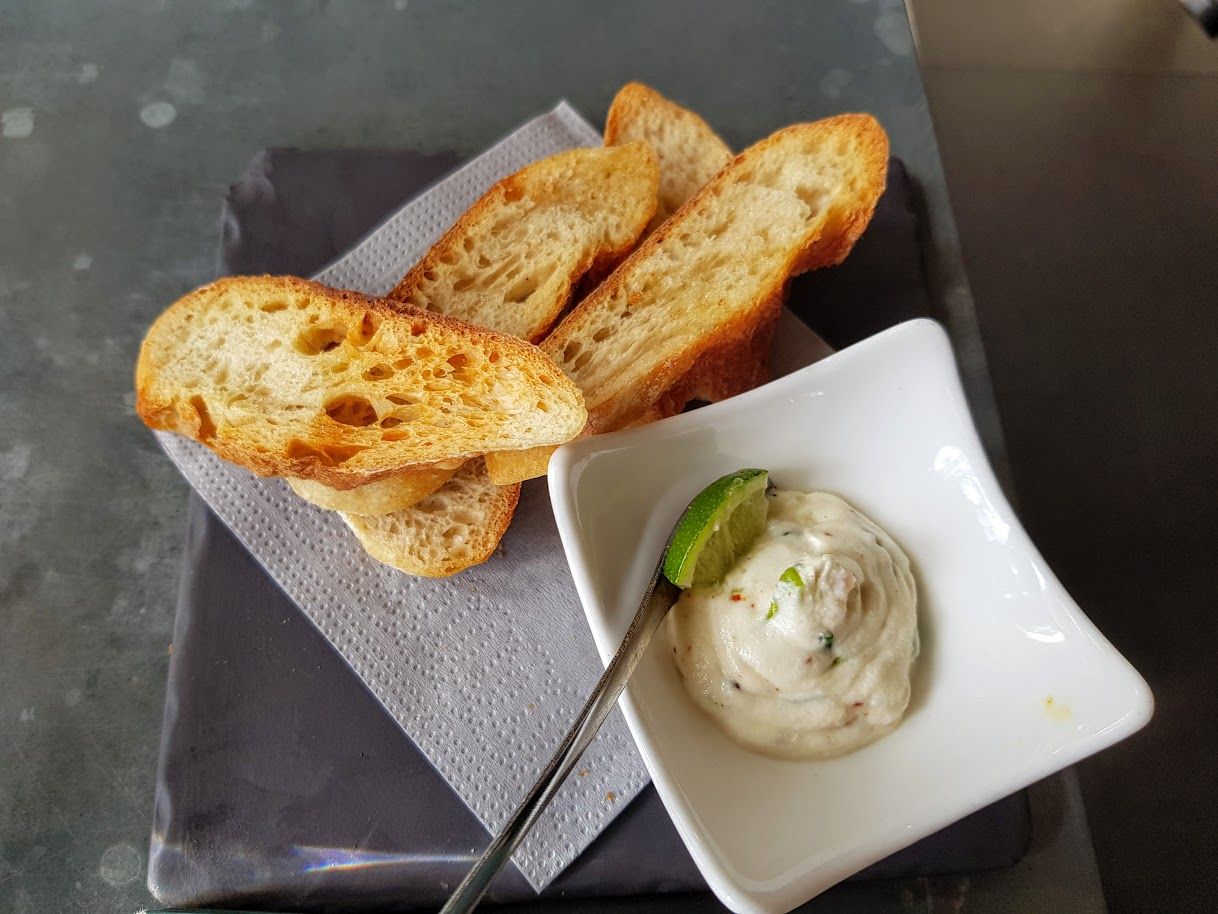 Amuse-bouche Au Père Lapin restaurant Suresnes