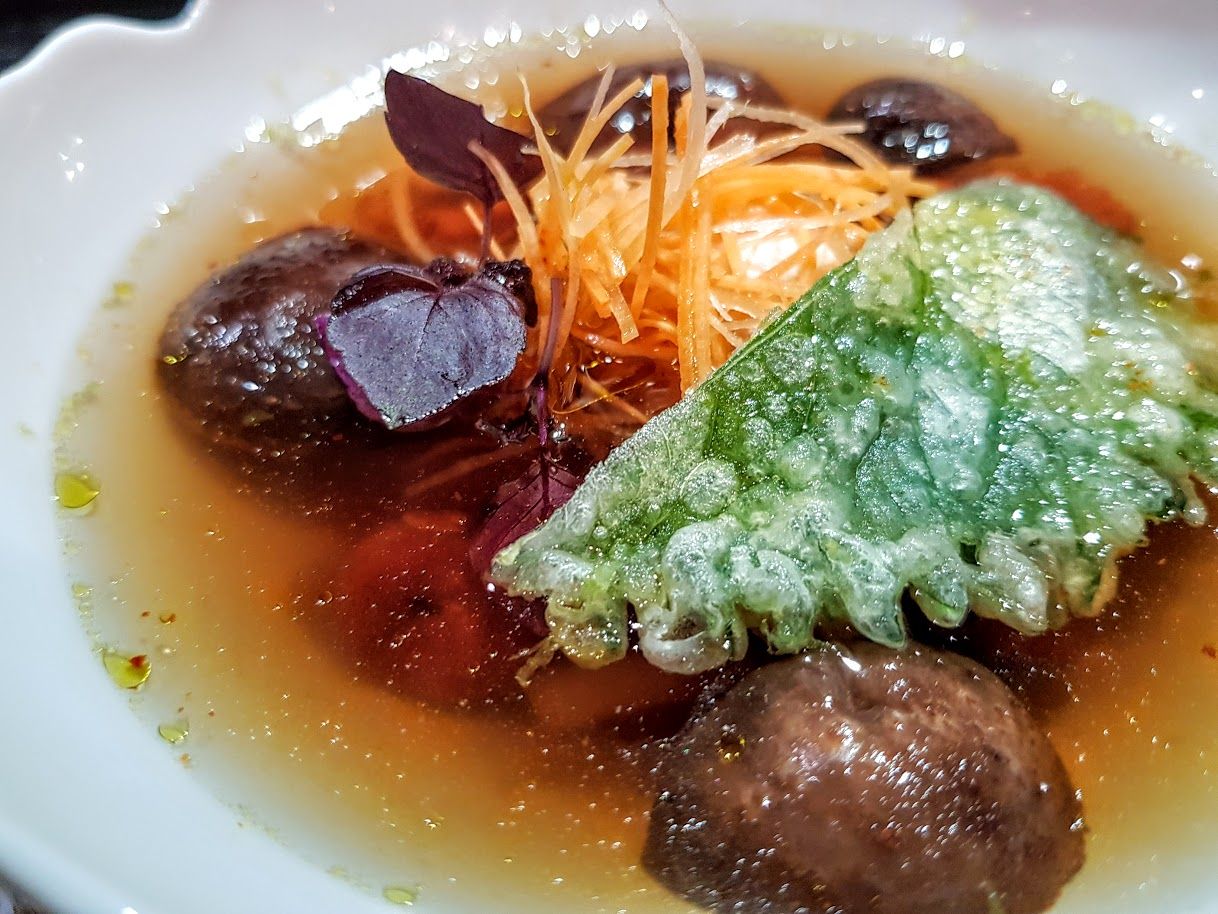 Bouillon Shiitake Atelier Etoile Joel Robuchon restaurant Paris 8