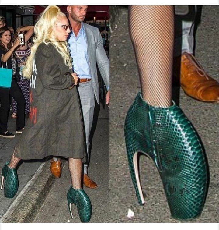Lady gaga talon haut hotsell