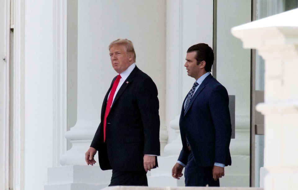 Donald Trump et son fils Donald Trump Jr., le 5 juillet 2018 à la Maison Blanche. — Shutterstock/SIPA