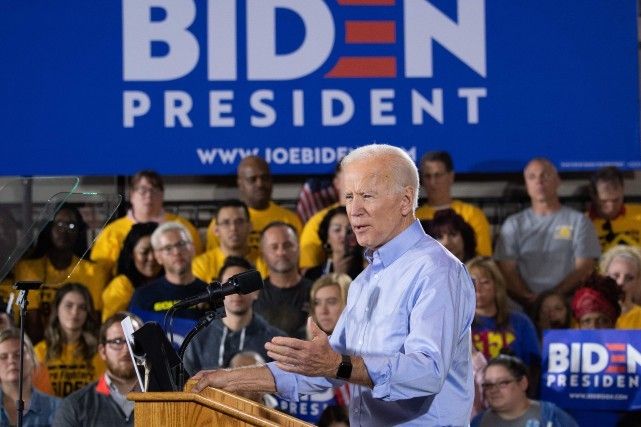 Joe Biden a fait lundi son premier discours de campagne à Pittsburgh, en Pennsylvanie, berceau de l'industrie sidérurgique qui a penché en faveur de Donald Trump lors des élections de 2016. PHOTO AFP