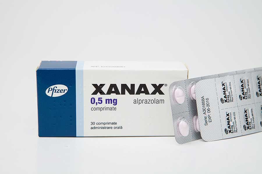 Xanax Alprazolam 1 mg compra su pharmacy-free.com - Farmaci per dormire  senza ricetta www.pharmacy-free.com