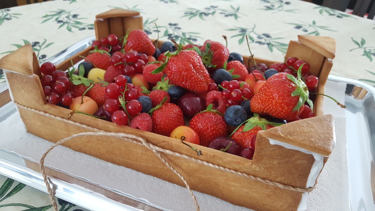 Gateau Cagette De Fruits Opatisseriesdelily Over Blog Com