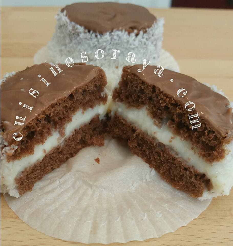 Gâteau choco, crème de lait et noix de coco
