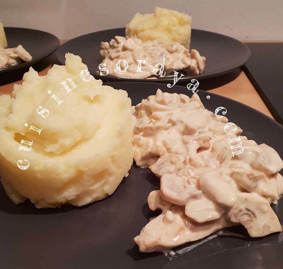 Escalope de poulet champignons sauce moutarde